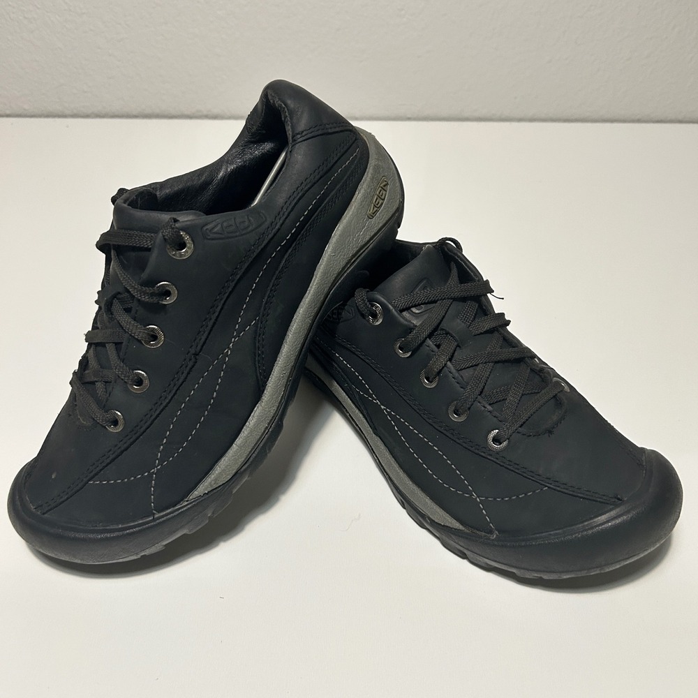 Keen Toyah Low Black Leather Walking Shoes Womens 7 Sneakers 1004436